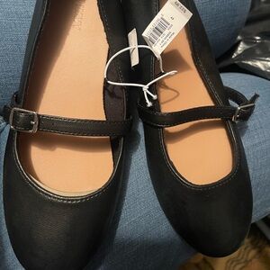 Old Navy Women's Black Mary Jane Flats